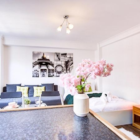 Cozy Studio In Central London Appartamento Esterno foto